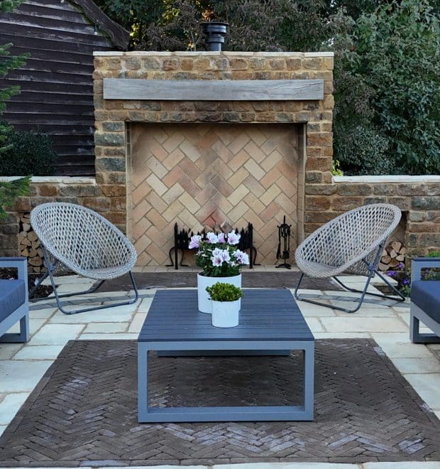 Outdoor Fireplaces 3